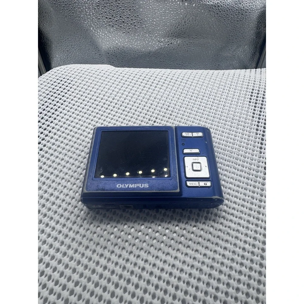 Olympus T-100 12MP Blue Digital Camera 3x Zoom Untested For Parts Repair